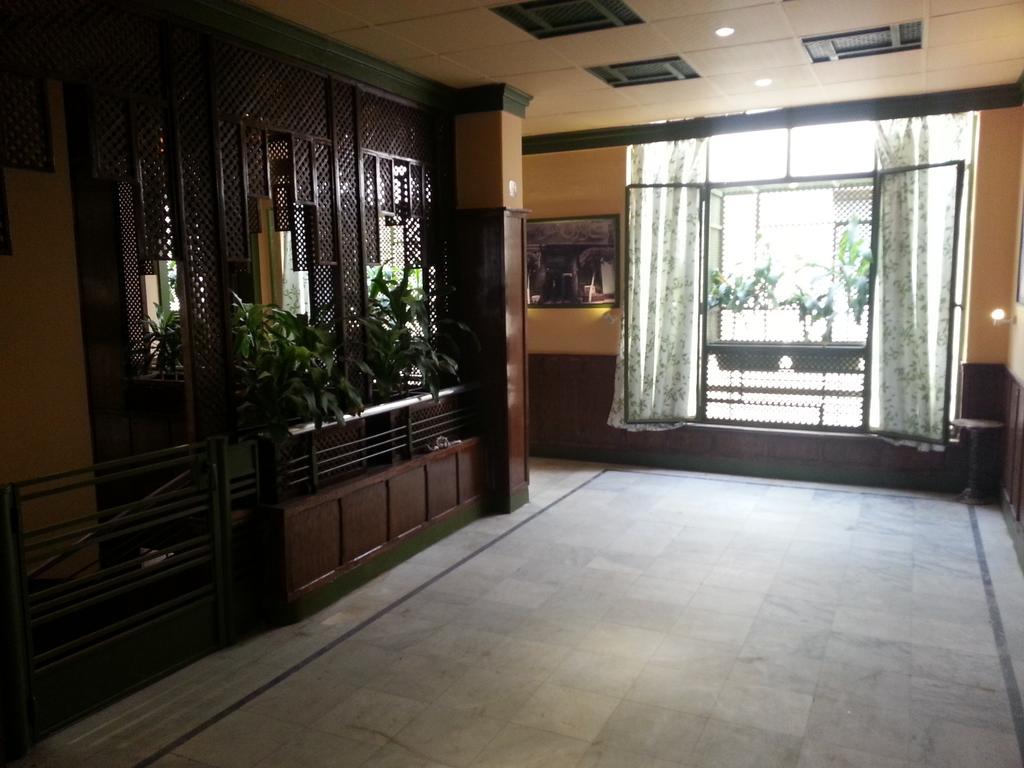 Hotel Carlton Downtown Il Cairo Esterno foto