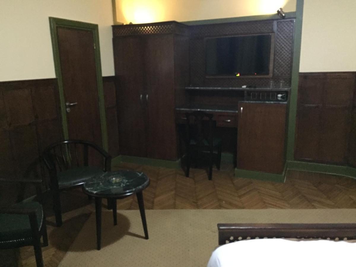Hotel Carlton Downtown Il Cairo Esterno foto