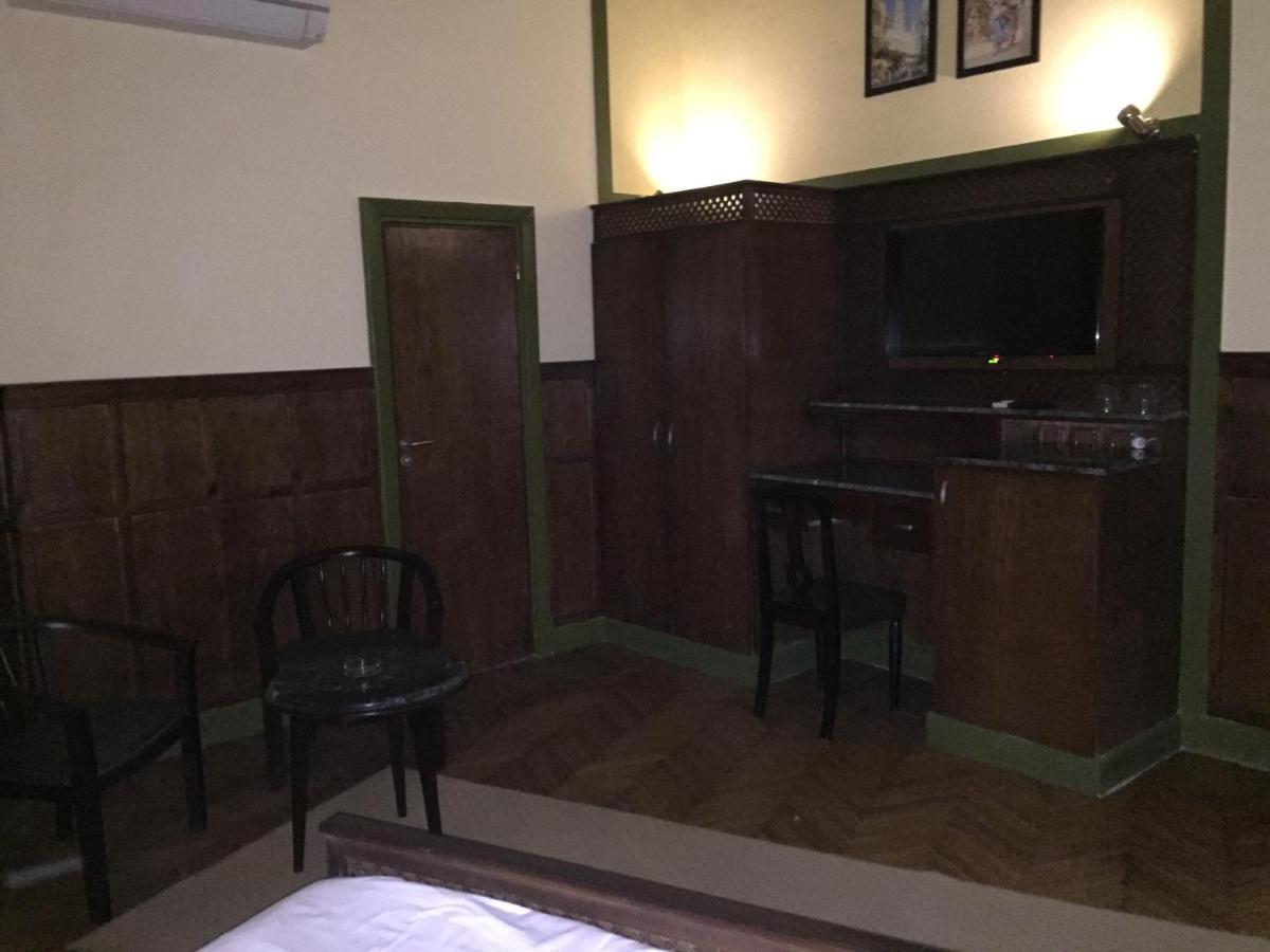 Hotel Carlton Downtown Il Cairo Esterno foto