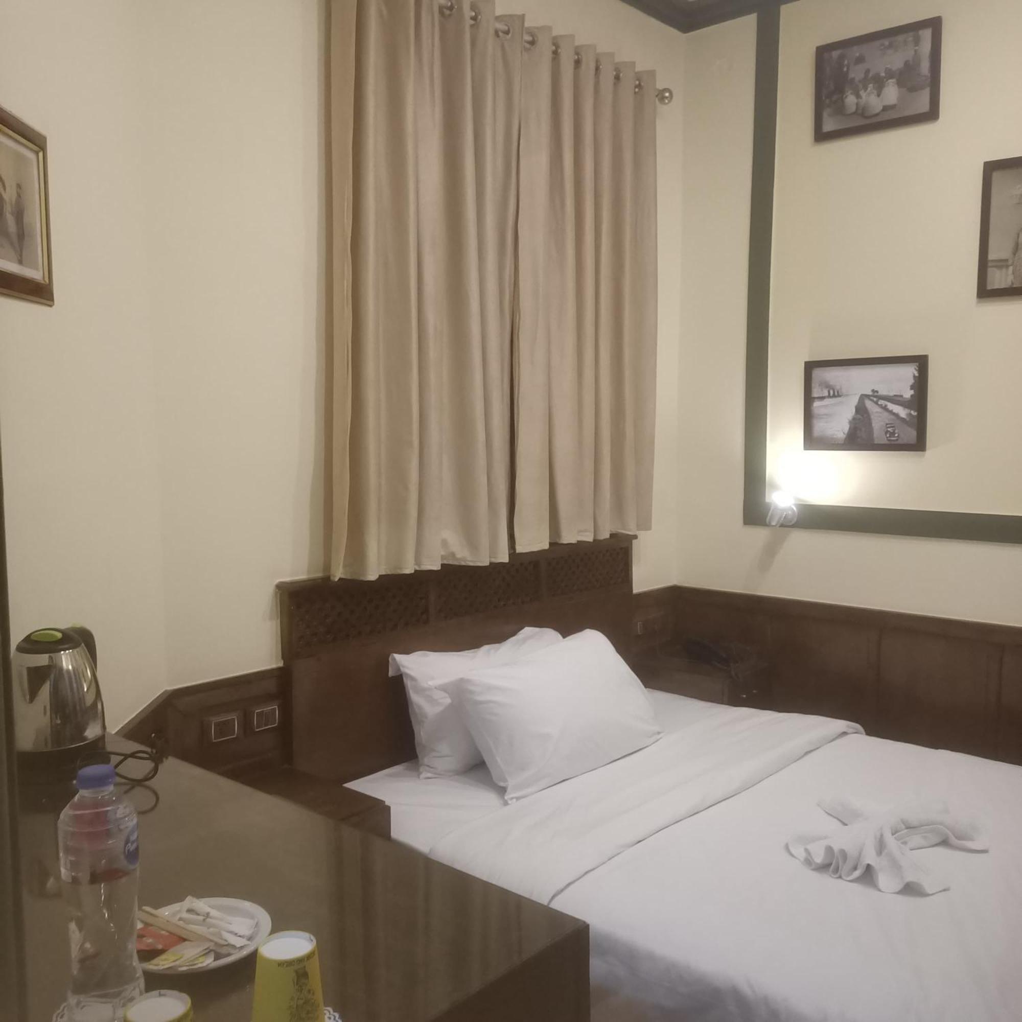 Hotel Carlton Downtown Il Cairo Esterno foto